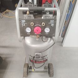 Husky 20 Gallon 165 Max PSI