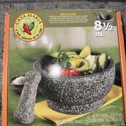 Mortar and Pestle - Casa Maria 8 1/2 Inch