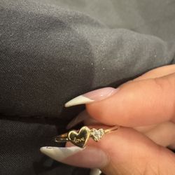 10k love/heart ring 