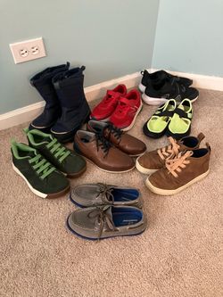 Boys Shoes sizes 2-4