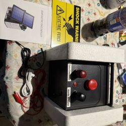 3 Miles Solar Fence Charger, 0.15 Joule Solar Electric Fence Charger for Livestock, Pigs, Horses, Cattle Sheep opened box to take pics only located in