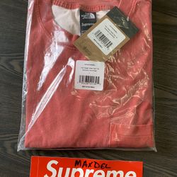 🔥Supreme®/The North Face®  Pigment Pocket Tee Red Large 🔥