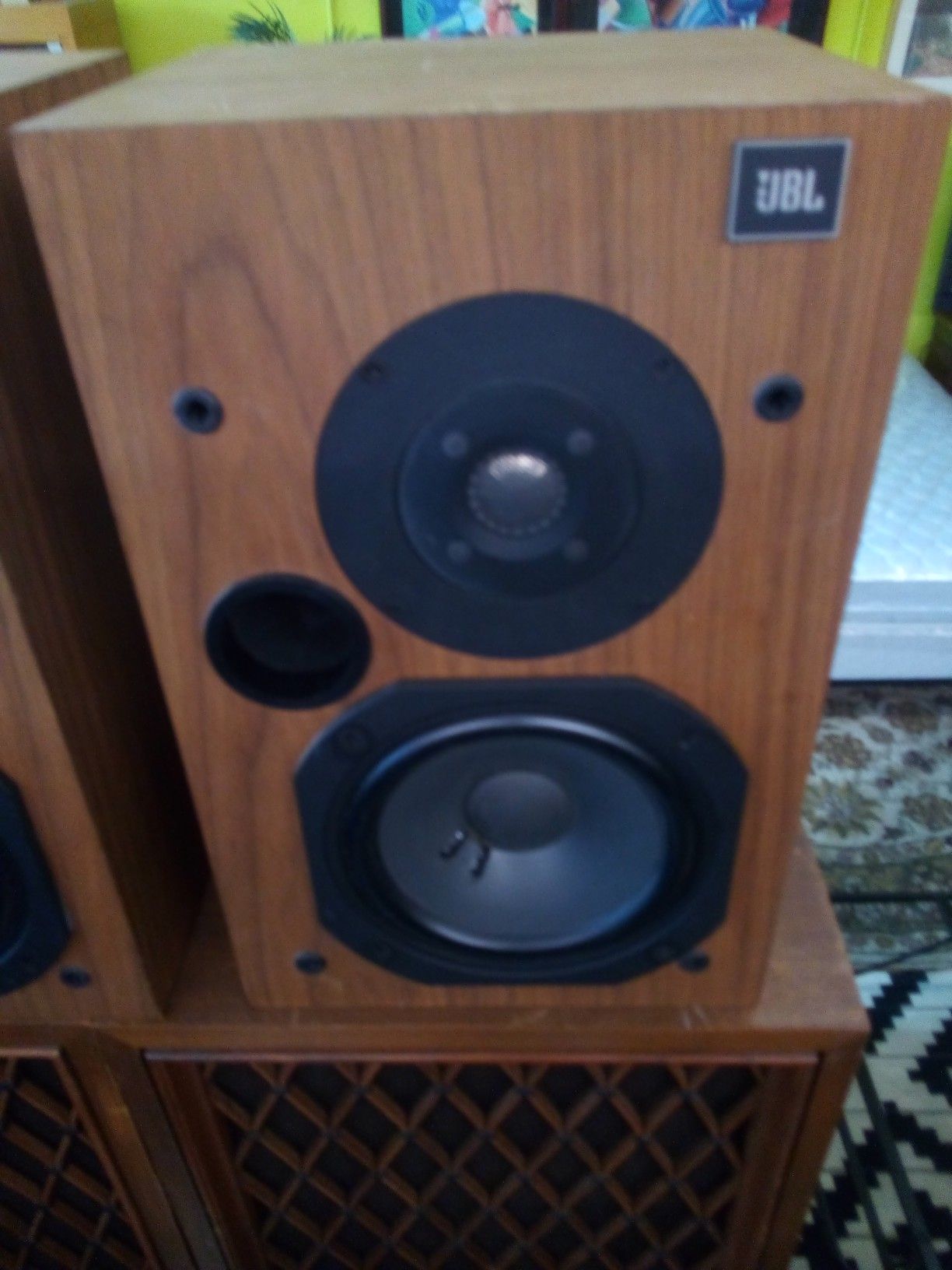 Vintage JBL bookshelf speakers model number L20T system impedance 8