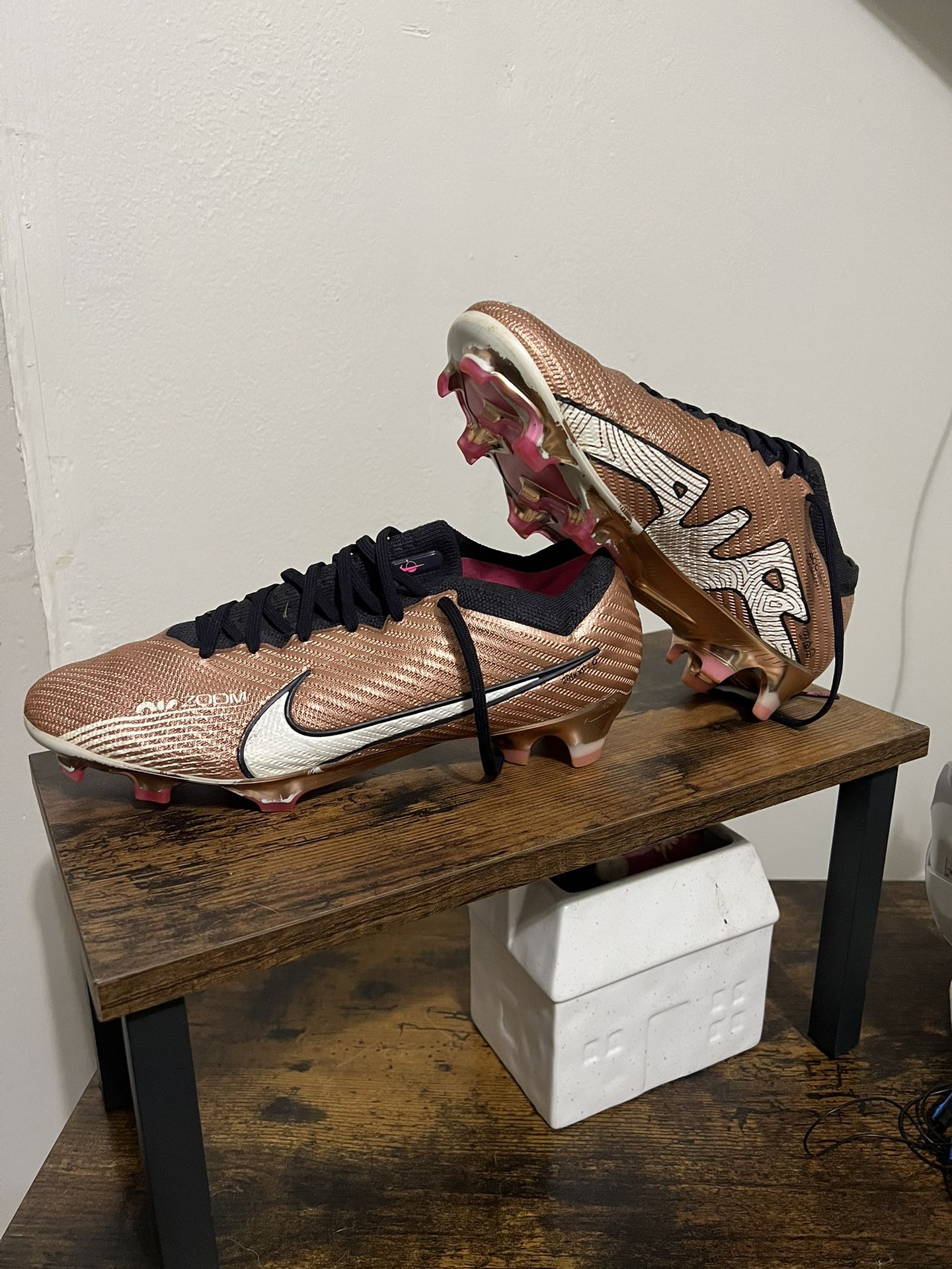 2022 WC Mercurial Vapor Elite Sz 9.5M
