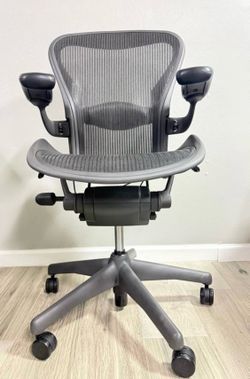Herman Miller Aeron B