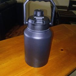 64 oz metal water bottle