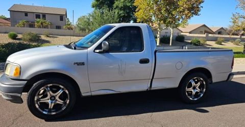 Ford F150 pick up truck