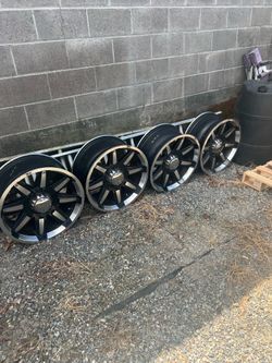 20” AMP wheels 6-lug