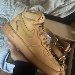 Men’s Nike Af1 Mid Flux 