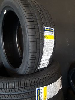 215/45/17 Goodyear tires