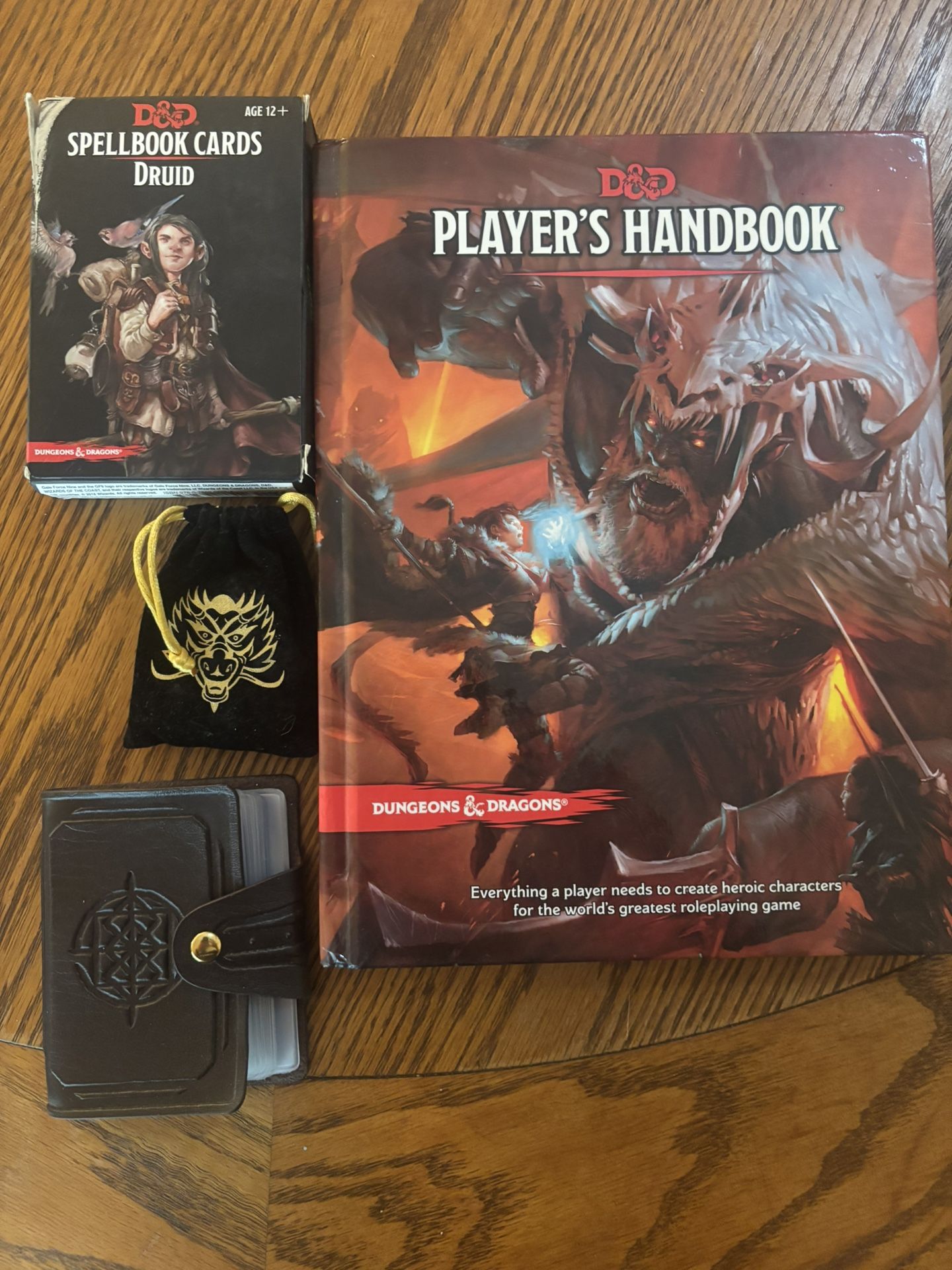Dungeons And Dragons Players Handbook And Spell Cards