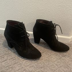 8 1/2 BCBG Black Suede Heeled Booties
