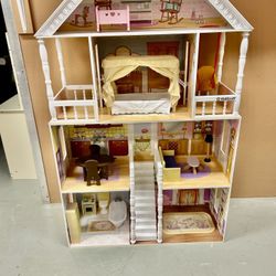 LARGE DOLL HOUSE W/Accessories