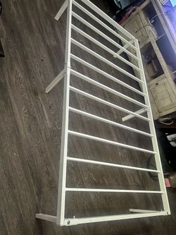 Twin bed frame
