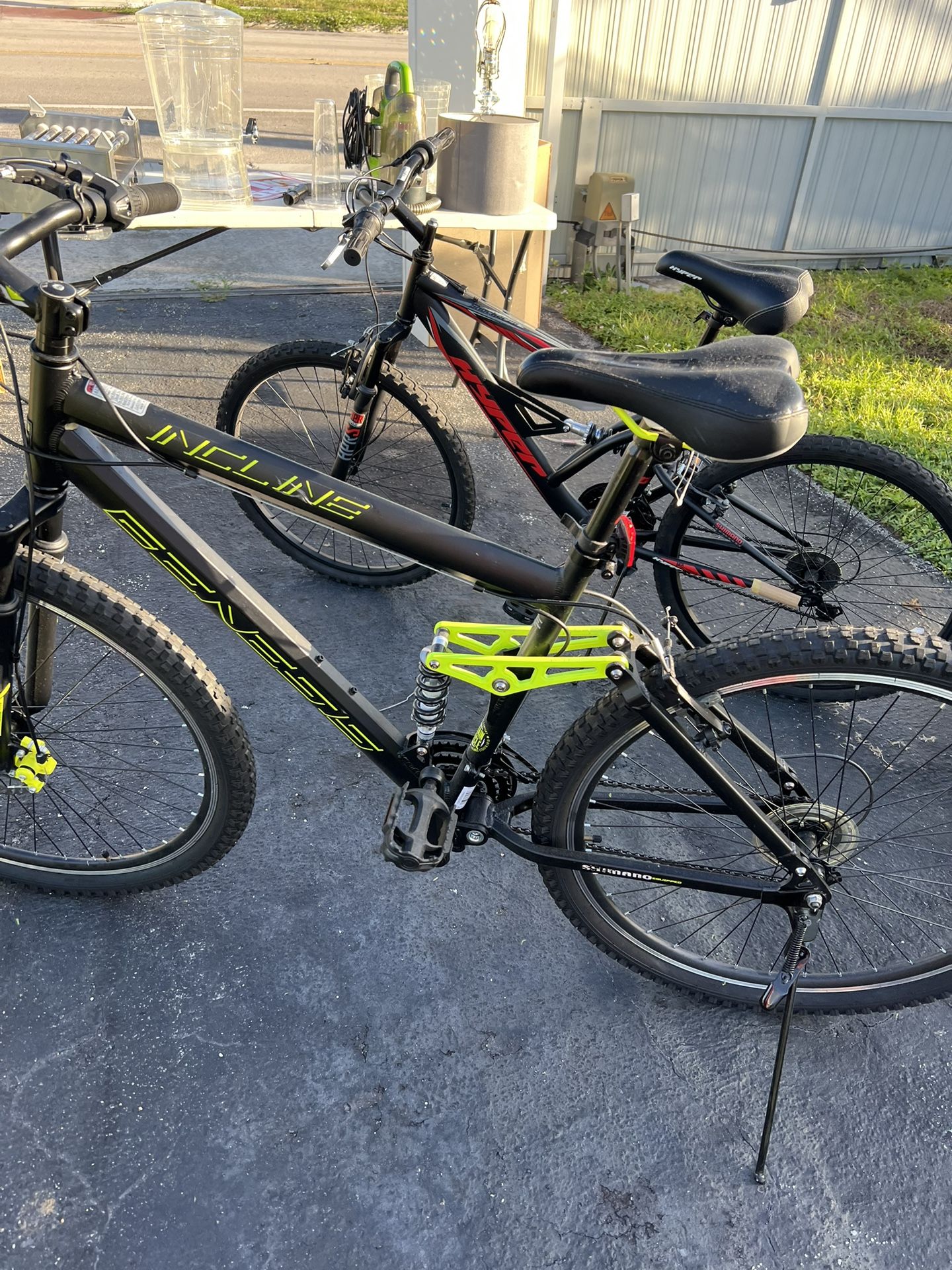 2 Bikes $100 Each New Used 3 Time Excellent Yard Sell Today