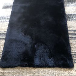 Rug Faux Black 48”x31” Qty4 @ $6 Ea