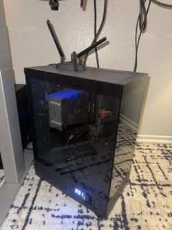 Gaming PC + monitor (specs in photo)
