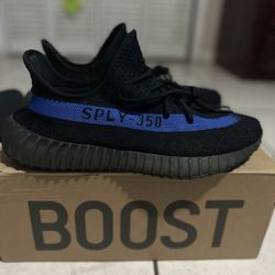 Yeezy Boost V2 Dazzling Blue 