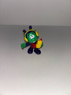 Astrosniks Green Alien PVC Figure Bully Schaper Purple Suit Radio-Vintage 1983