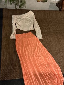 Falda  y blusa