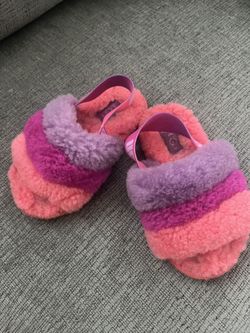 Kids UGG Slippers 