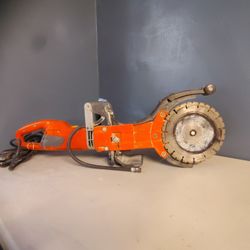 Husqvarna K4000 Cut-N-Break Concrete Saw