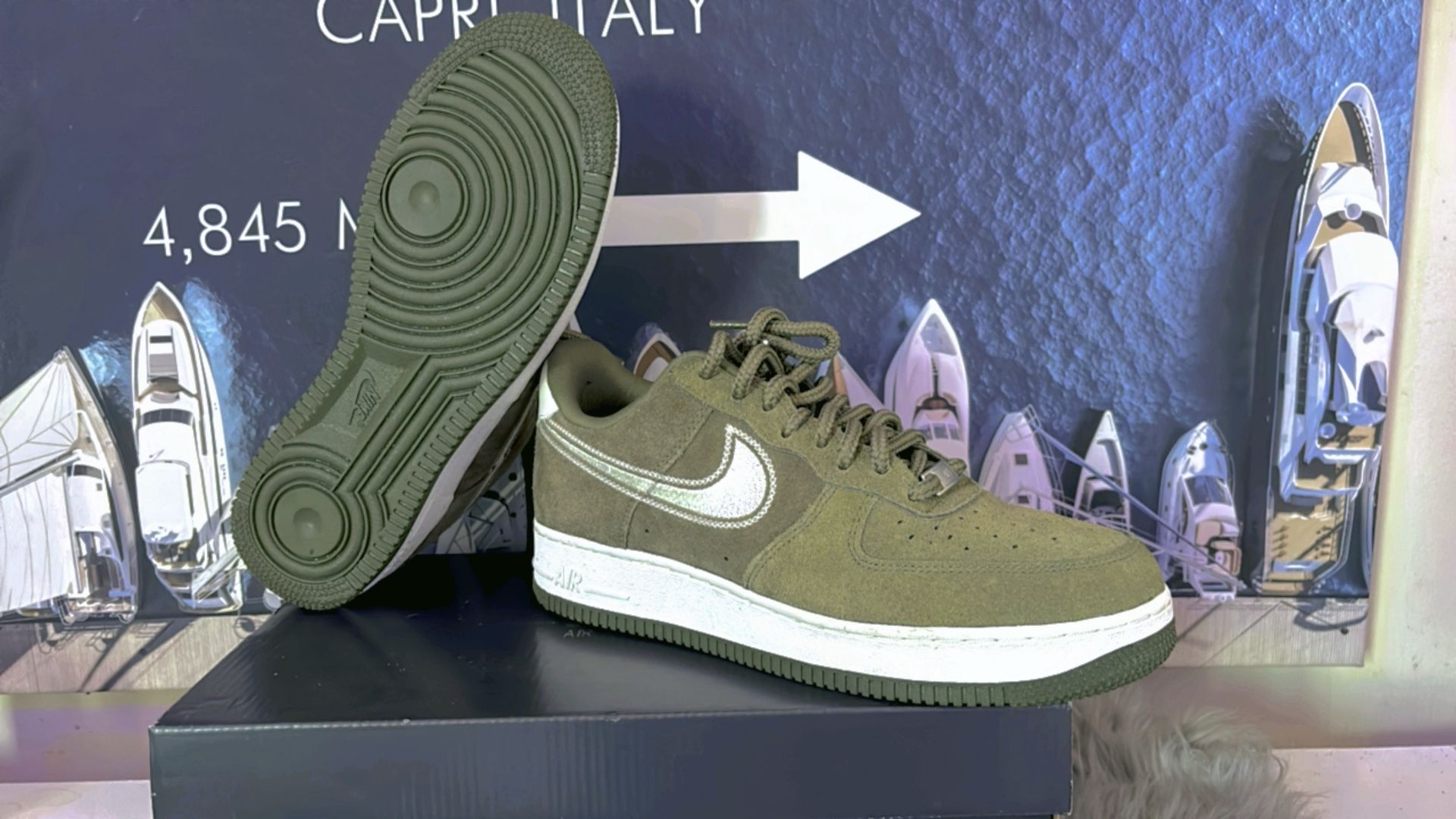 Nikes 8.5
