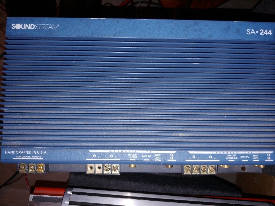 Soundstream SA244 old school US-made 4-channel amplifier