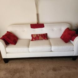 White Couch  Excellent Condition 