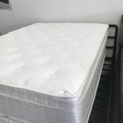 Queen Pillow Top