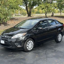Ford Fiesta Black