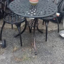Little Patio Table And Chairs 