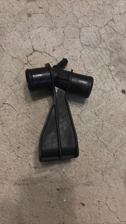 Toyota corolla radiator upper hose connector coolant adapter