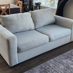 Love Seat / Sofa
