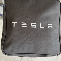 Tesla Mobile Charger Like New; Model 3, S, X