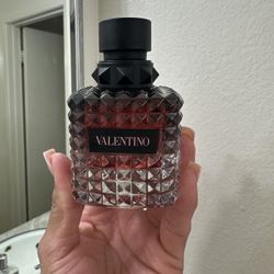 Valentino Perfume 
