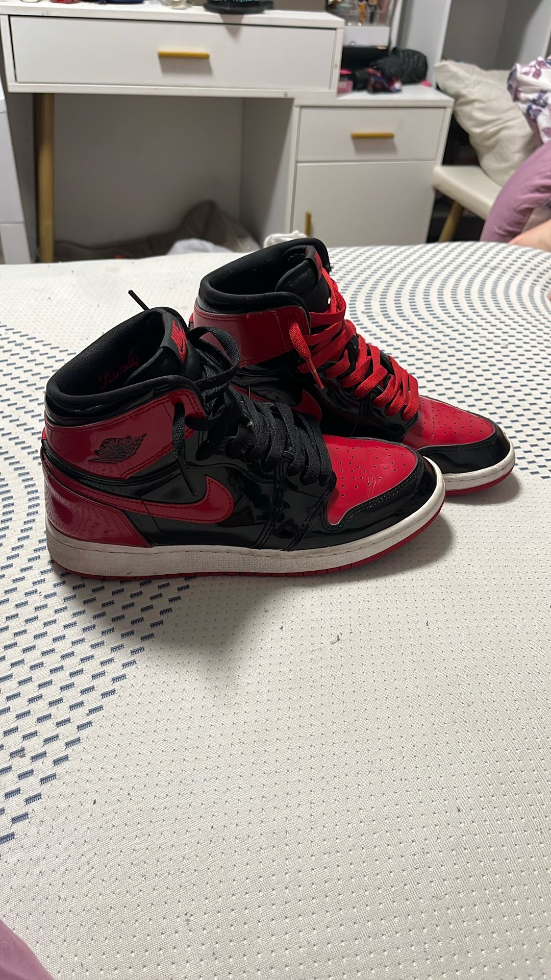 Jordan 1s Retro High **USED**