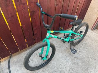 GT Kids’ Berm 20” Bike