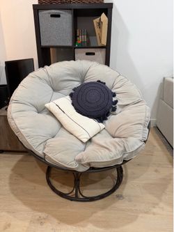 Papasan chair
