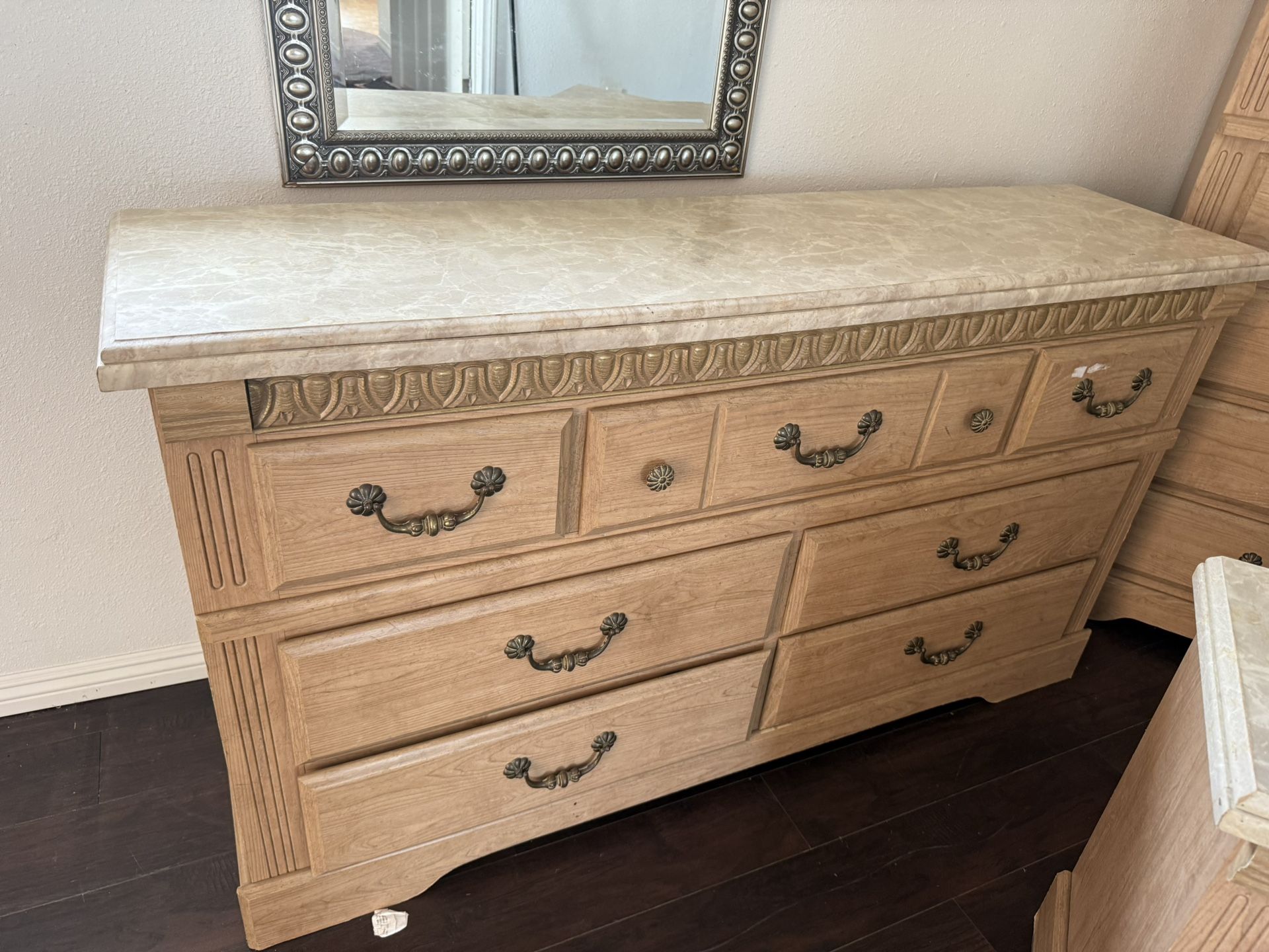 Bedroom Set Dressers 