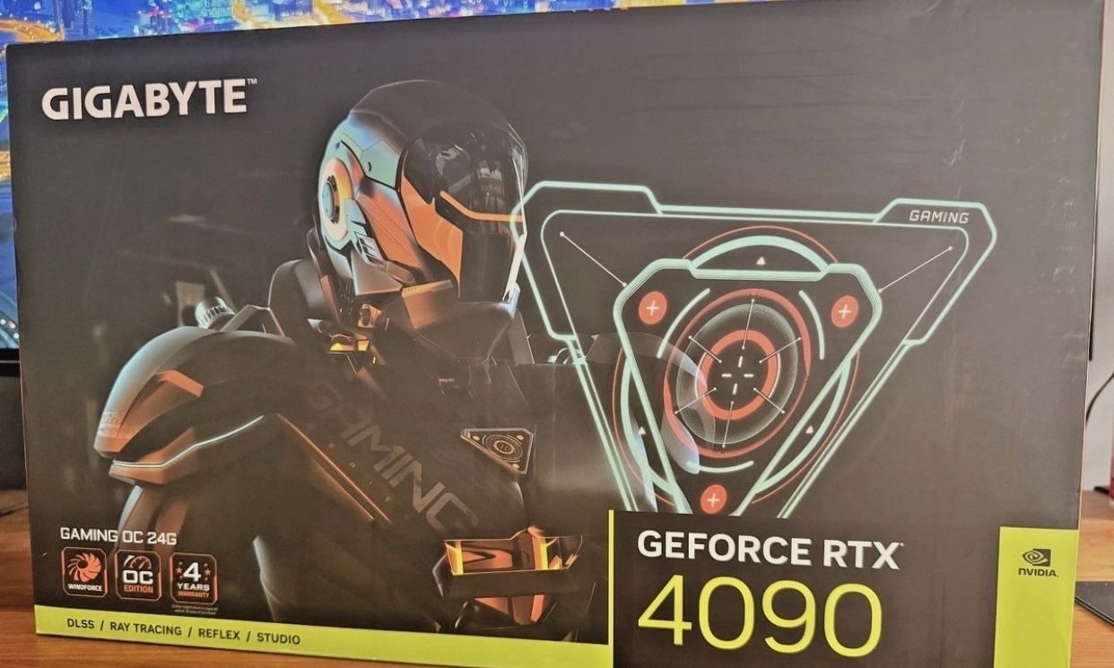 GIGABYTENVIDIA GeForceRTX 4090 GAMING OC