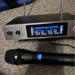 Cordless microphone