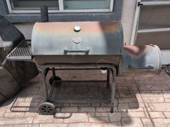 Char-Griller Offset Smoker & Charcoal Grill