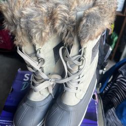 Ladies Snow Boots 