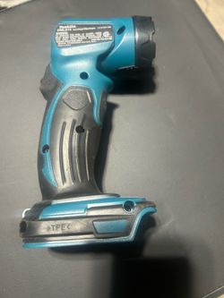 Makita light model DLM815 (tool only)