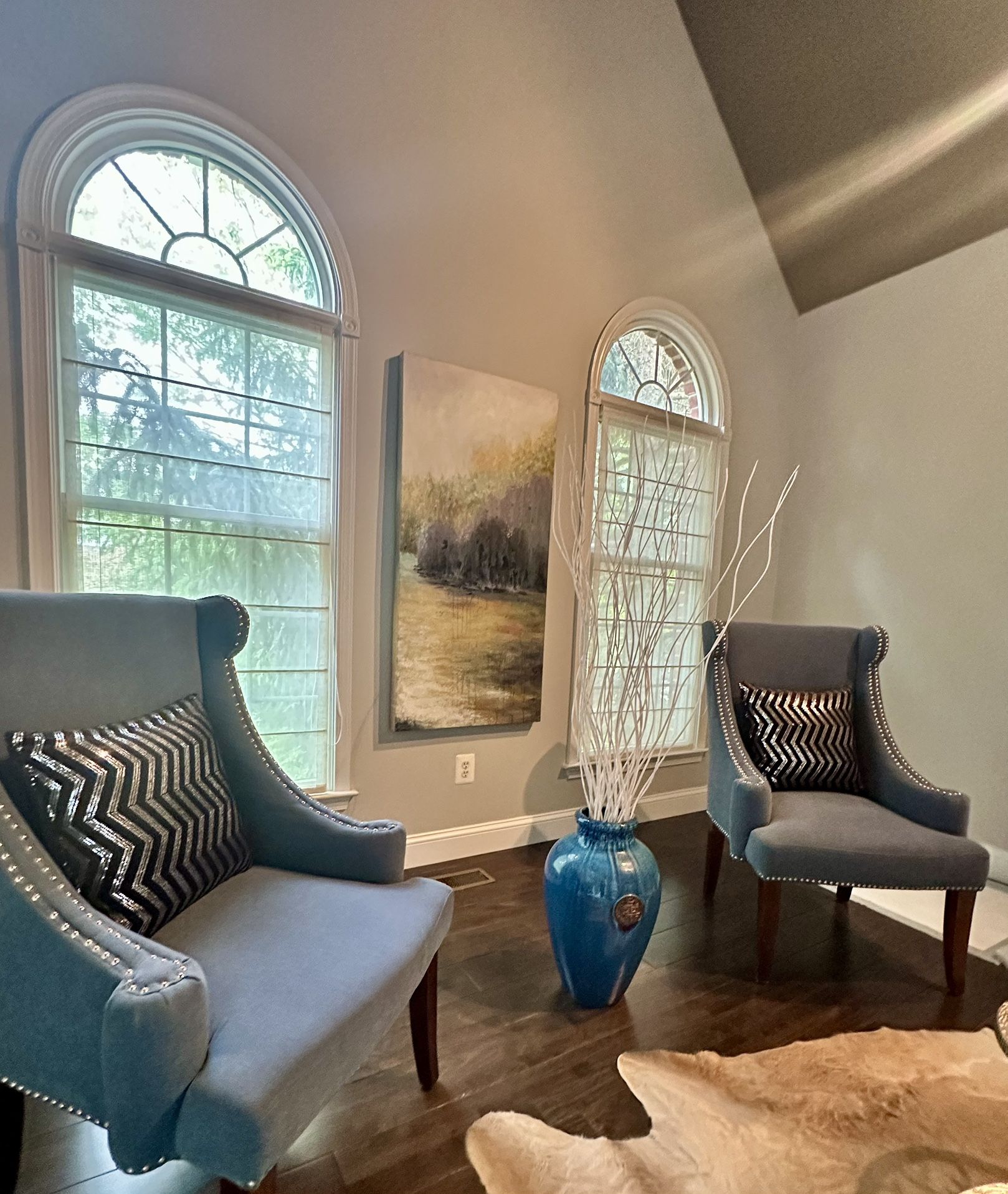 Elegant Sitting Room For Sale!