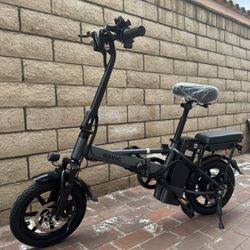 Folding electric bicycle