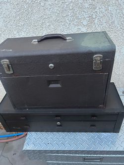 2 boxes Kennedy tool chest    no Kid