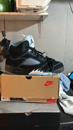 Jordan 5 black university size 11