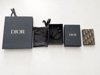 Dior wallet